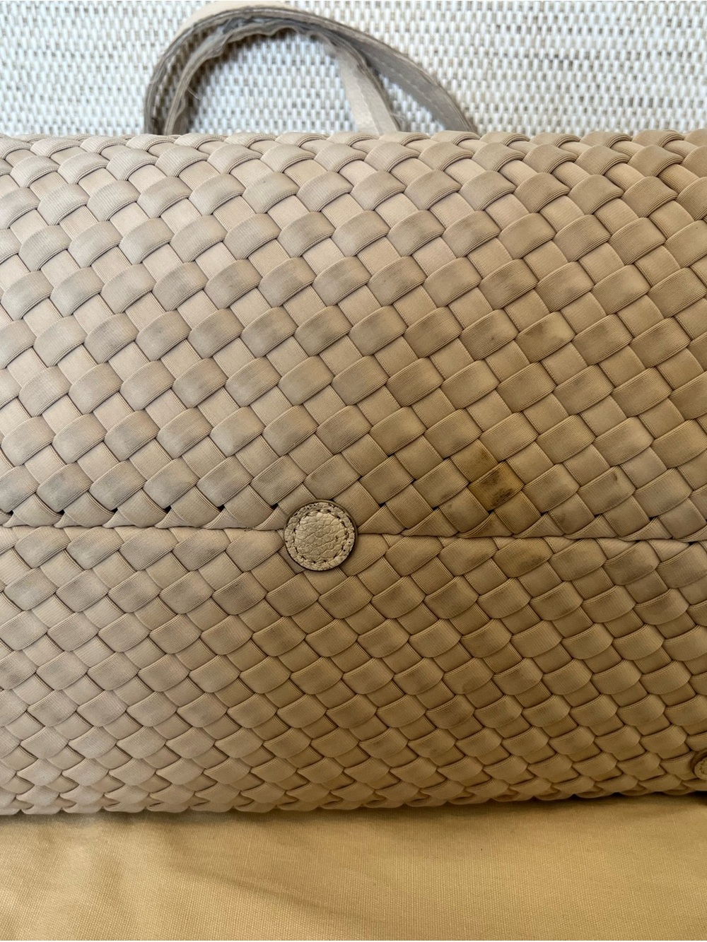 NAGHEDI jetsetter tote in large in cream - Picture 2 of 13